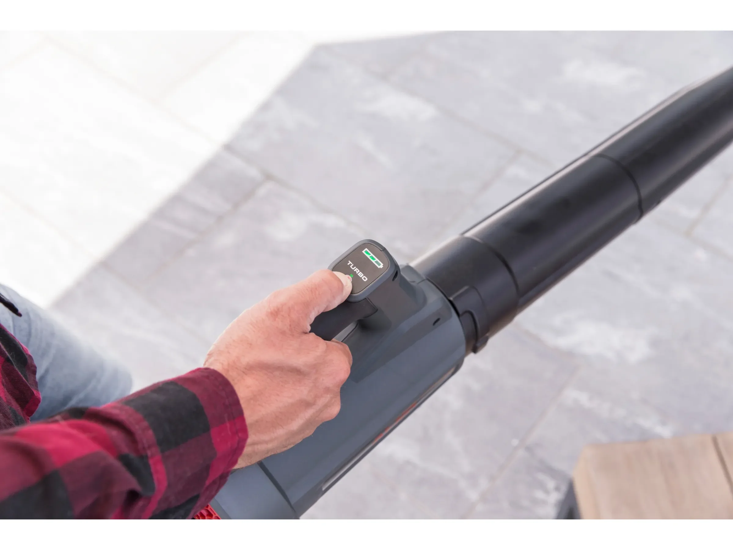 AL-KO Akku-Laubbläser LB 1860 mit 18 V Akku kompatibel mit Bosch