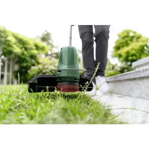 Bosch EasyGrassCut 18V-26 Rasentrimmer mit Akku und Ladegerät 2.5Ah