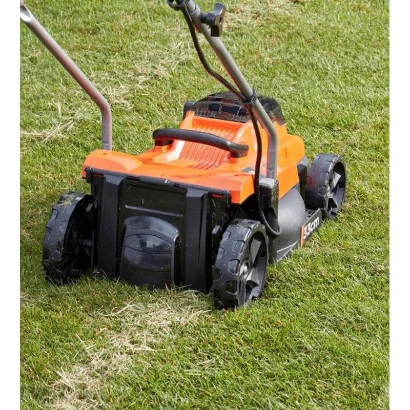 Black & Decker BCMW3318L2-QW Akku Rasenmäher 33 cm 2x18V 2x2,5Ah 35 L